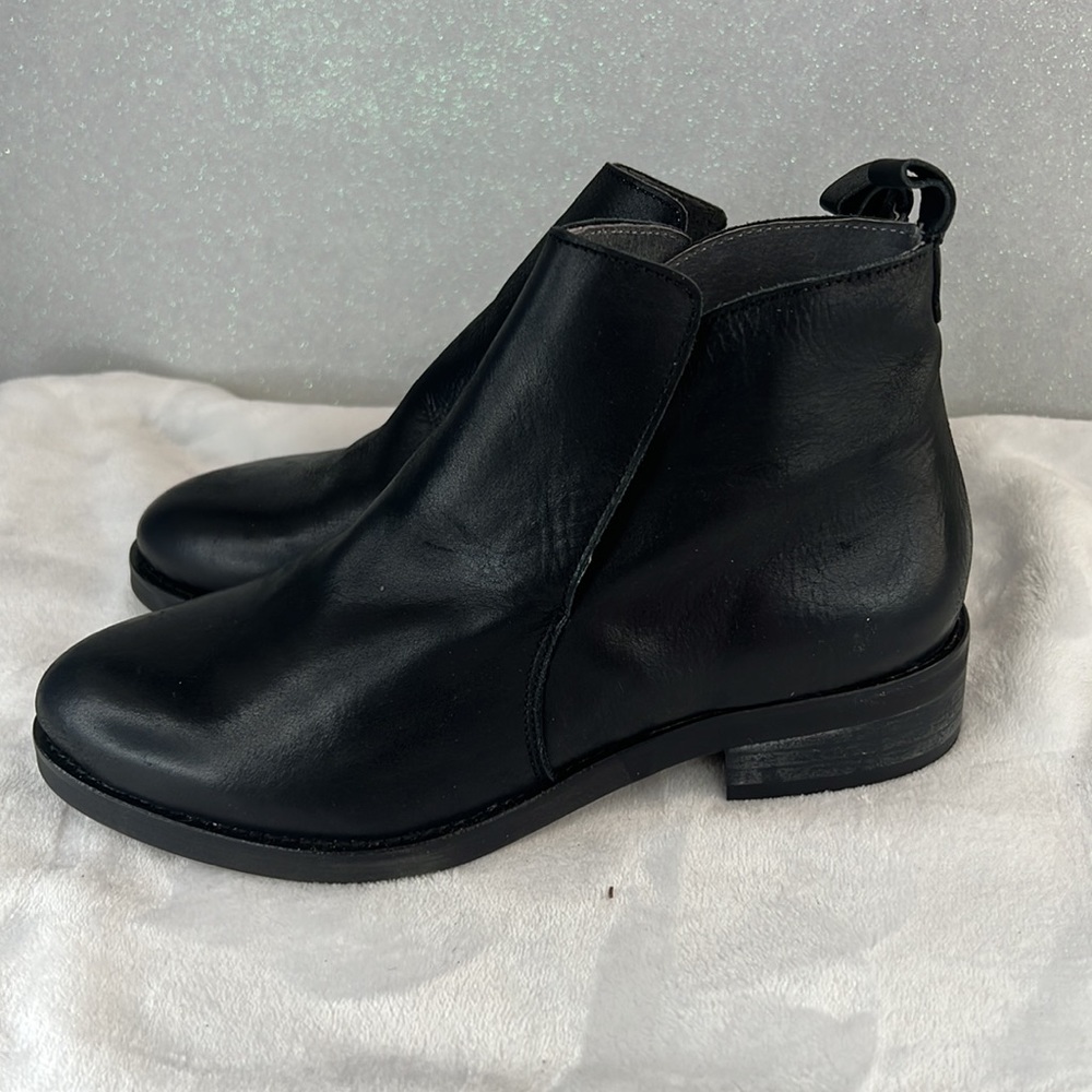 Bootie CHIO - Picture 2 of 4